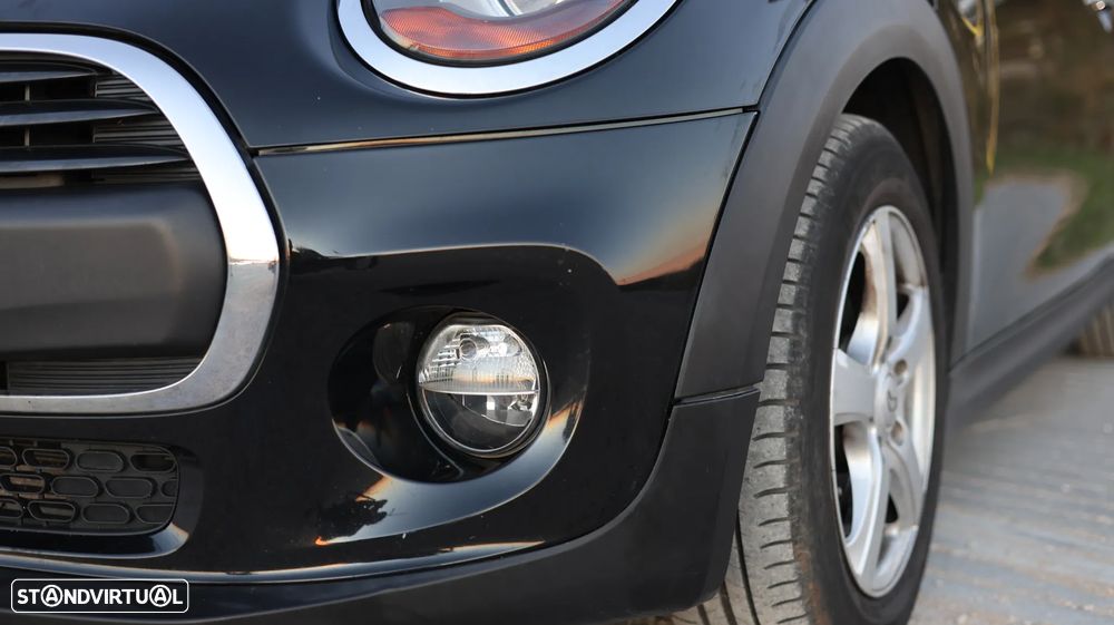 MINI 3 Portas One - 13