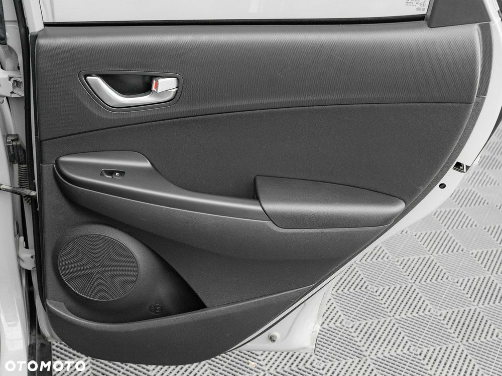 Hyundai Kona 1.6 T-GDI Style DCT - 30