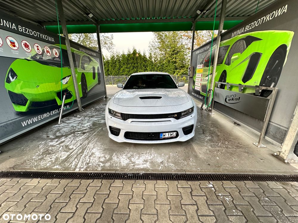 Dodge Charger 6.4 Scat Pack Widebody - 7