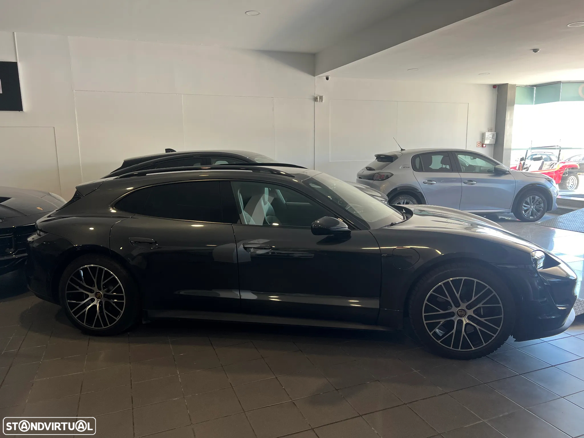 Porsche Taycan Sport Turismo - 5