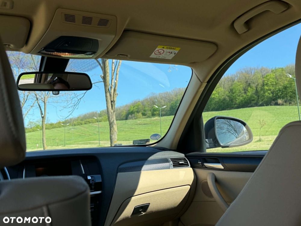 BMW X3 xDrive20d - 13