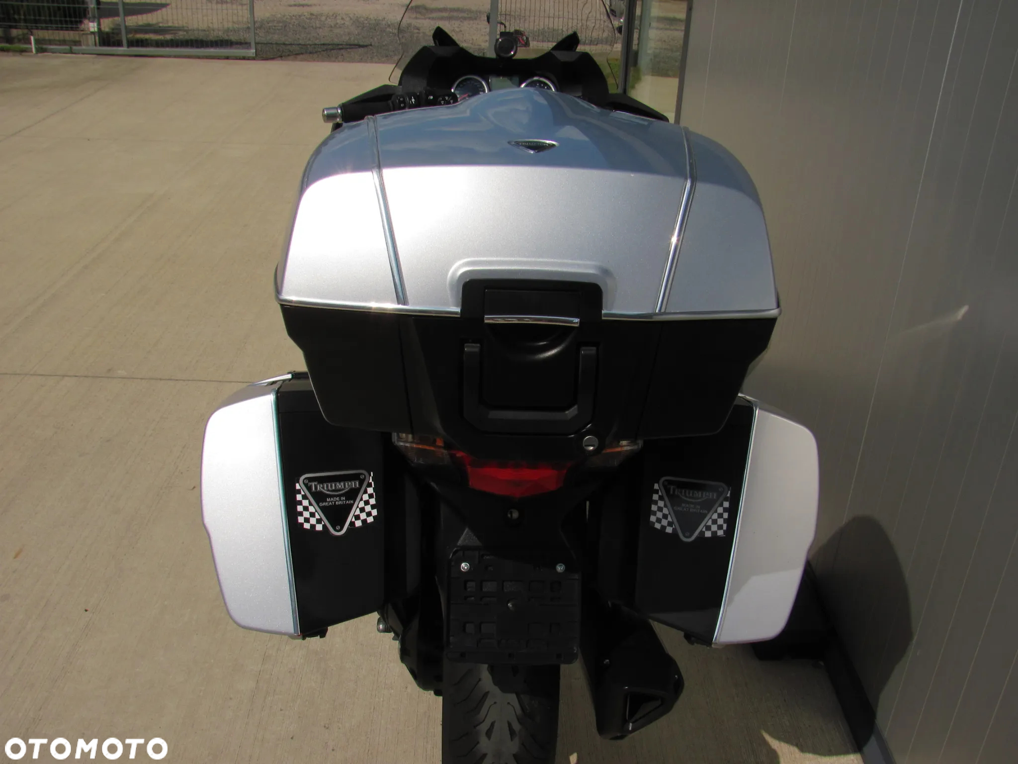 Triumph Trophy - 25