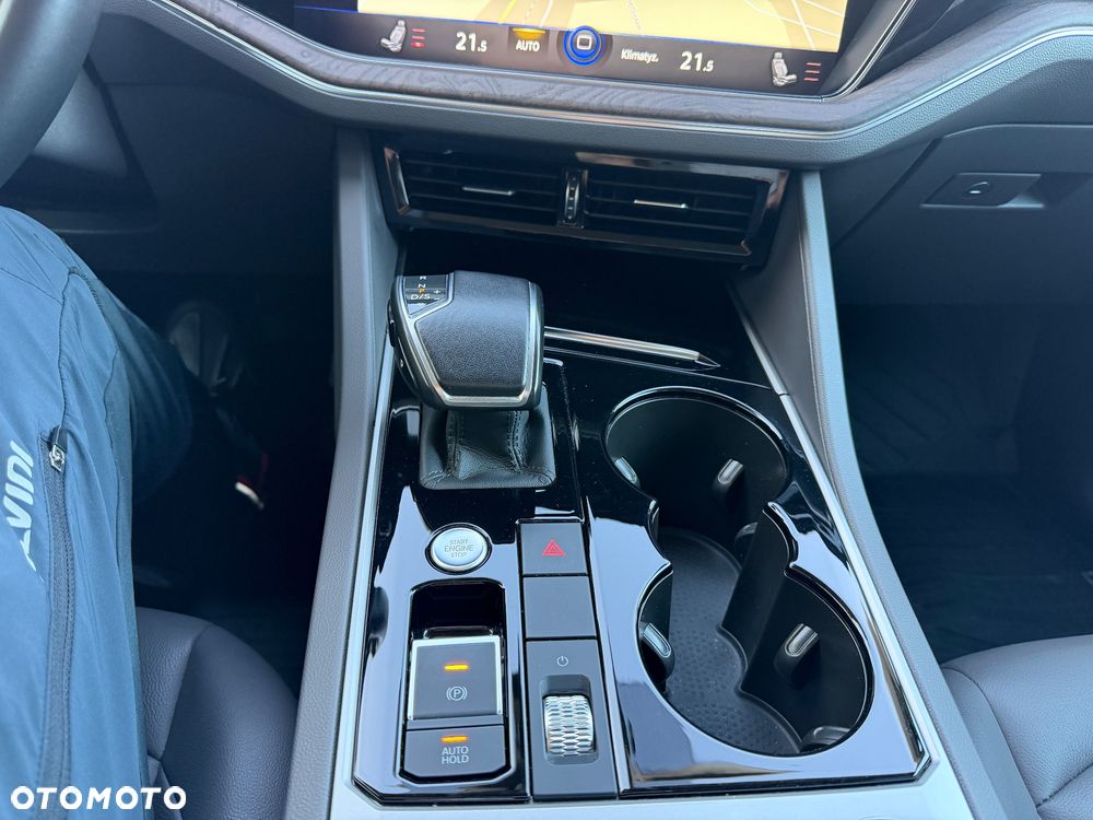 Volkswagen Touareg 3.0 V6 TDI SCR 4Mot Elegance - 24