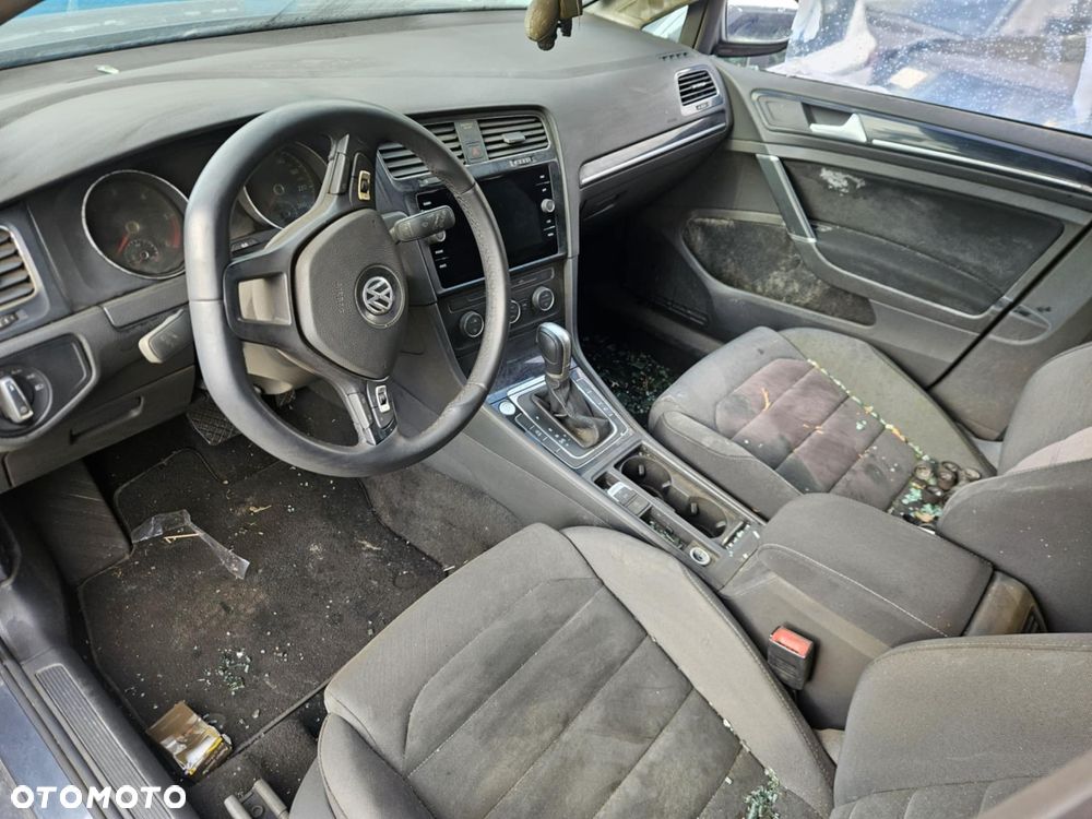 Volkswagen Golf 2.0 TDI (BlueMotion Technology) DSG Highline - 2