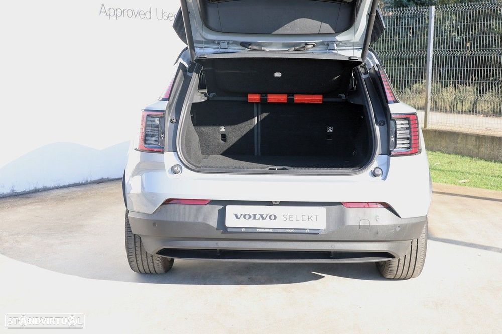 Volvo EX30 69 kWh Single Motor Extended Range Plus - 6