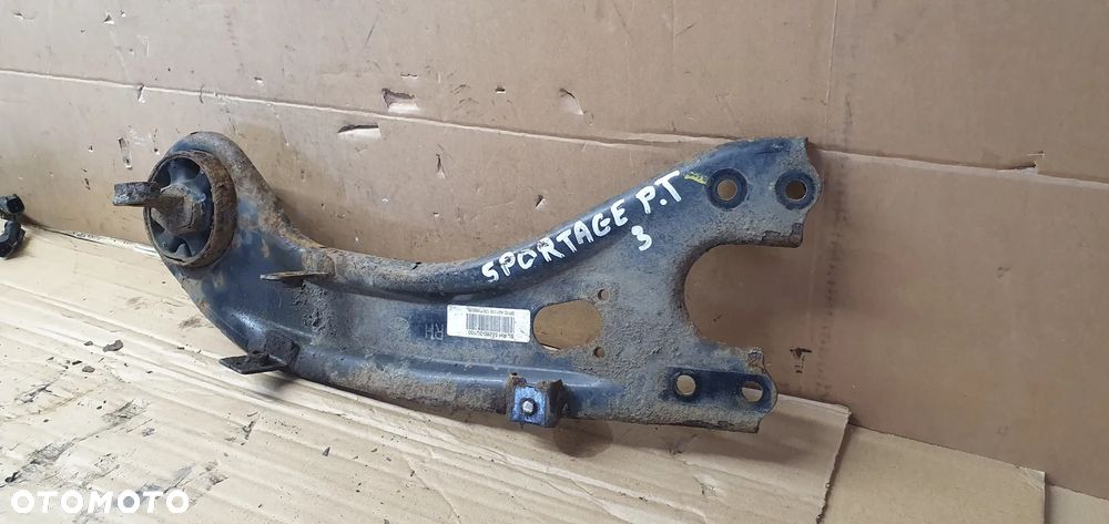 Wahacz prawy tył tylny Kia Sportage III 55280-3U100 - 4