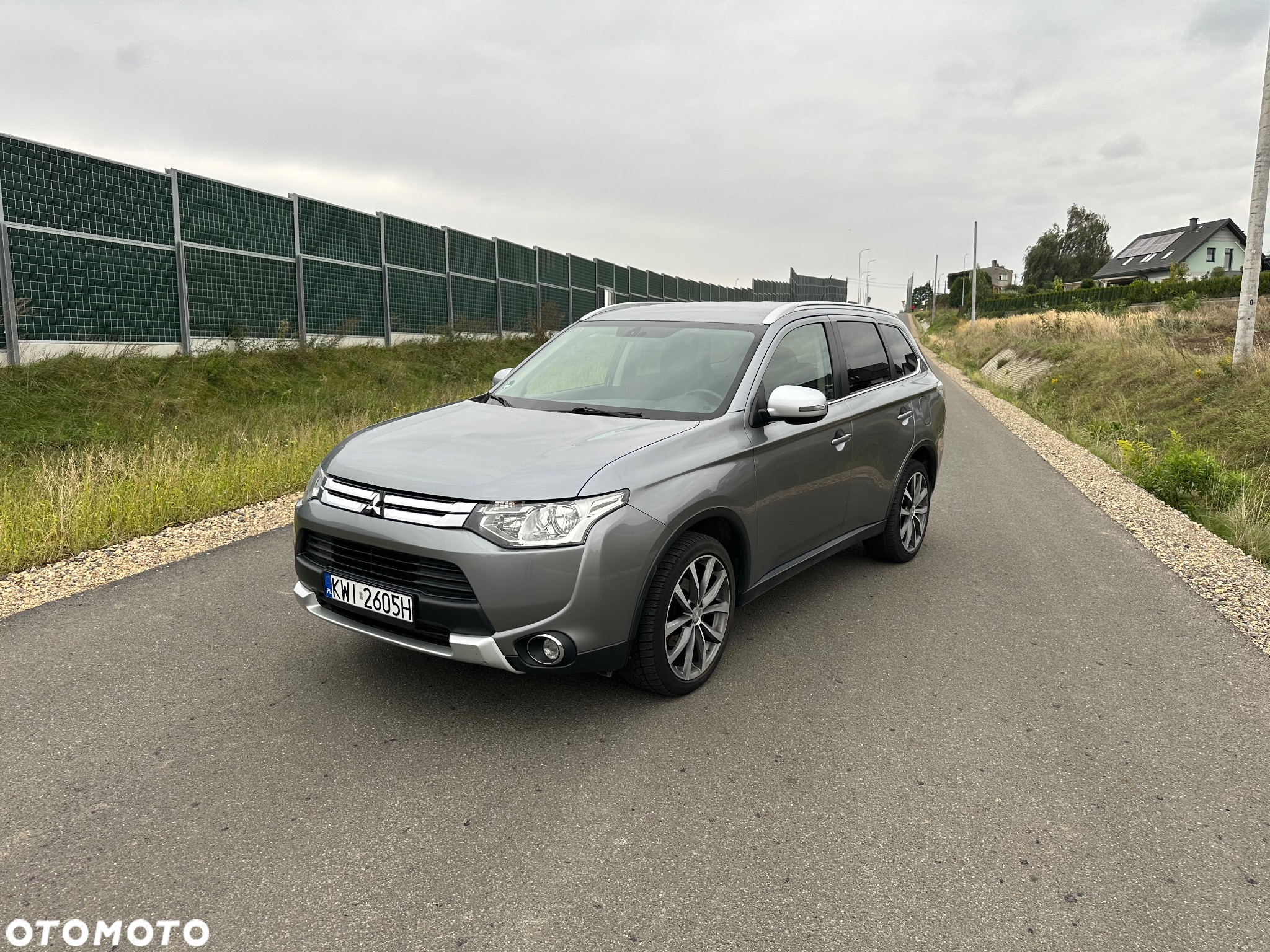 Mitsubishi Outlander 2.2 DI-D 4WD Automatik Instyle - 3