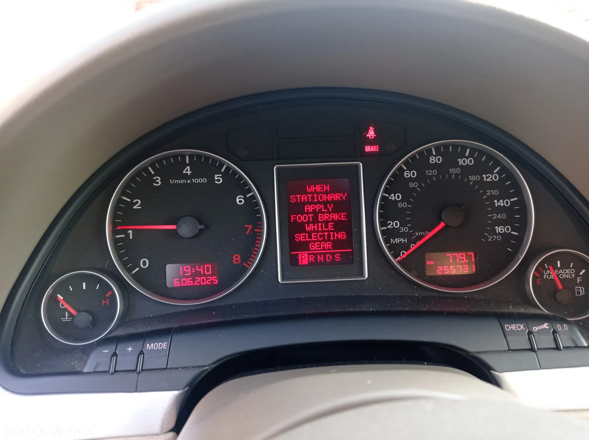 Audi A4 2.0 T FSI quattro tiptronic - 15