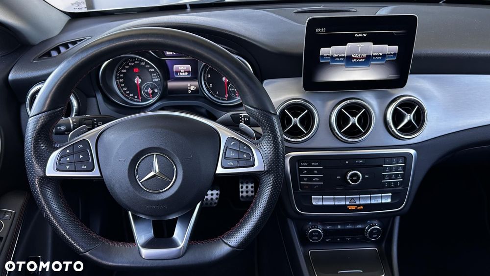 Mercedes-Benz CLA - 14