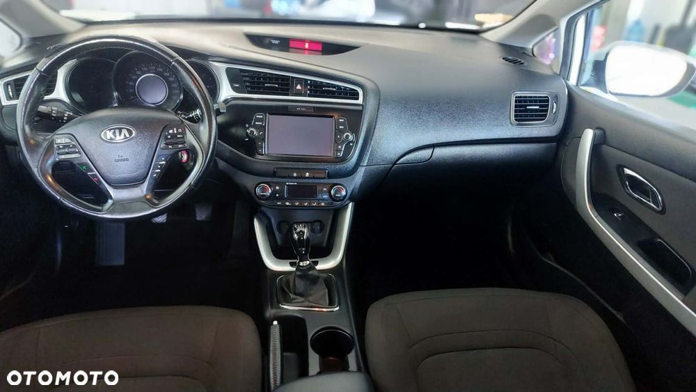 Kia Ceed 1.6 GDI M - 7