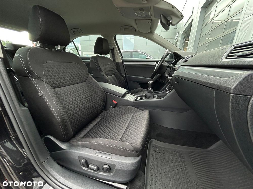 Skoda Superb 2.0 TDI Style - 18