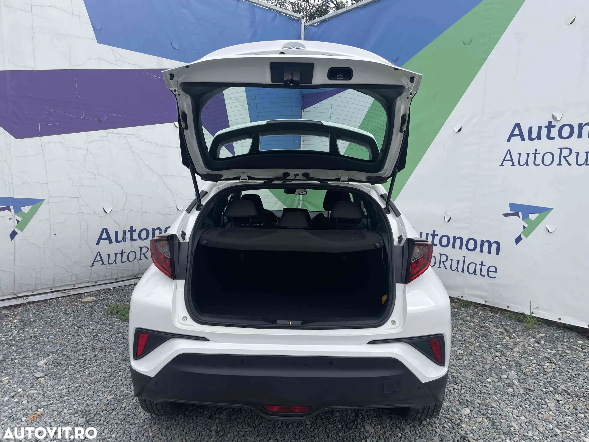 Toyota C-HR - 7