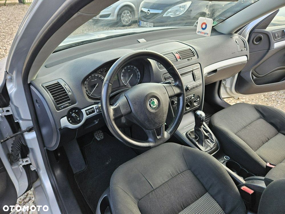 Skoda Octavia - 8