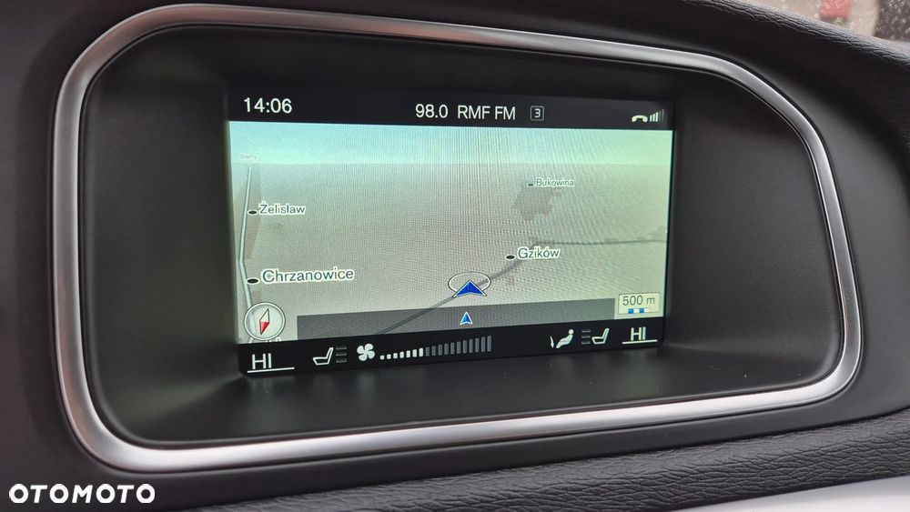 Volvo V40 D2 Momentum - 12