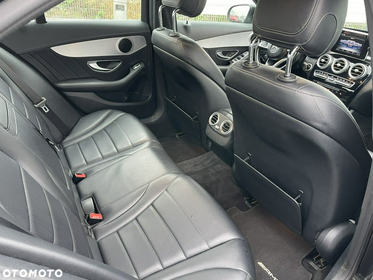 Mercedes-Benz Klasa C 180 (BlueTEC) d - 12