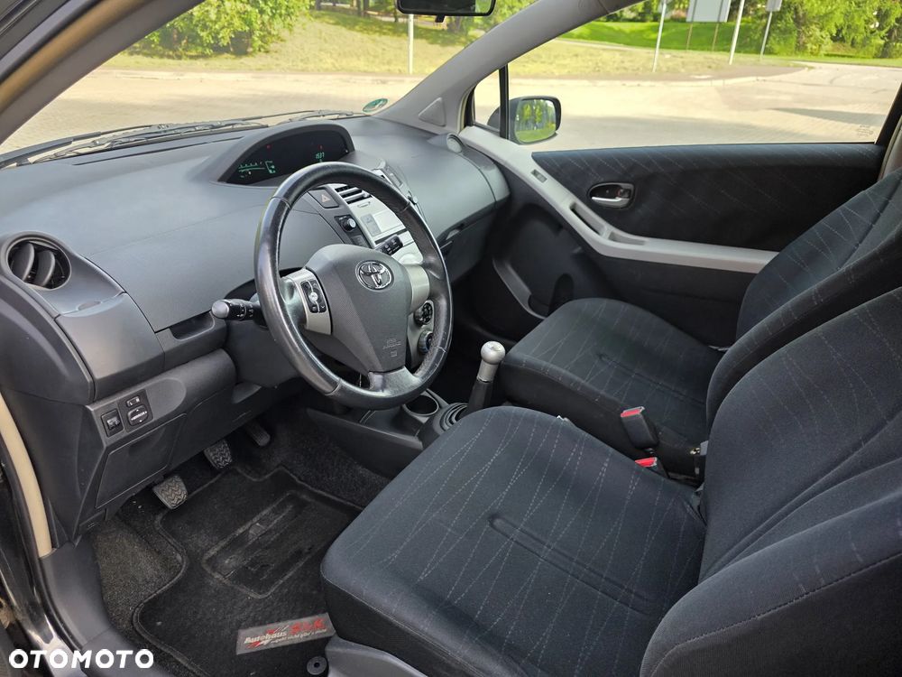 Toyota Yaris 1.3 Luna - 9