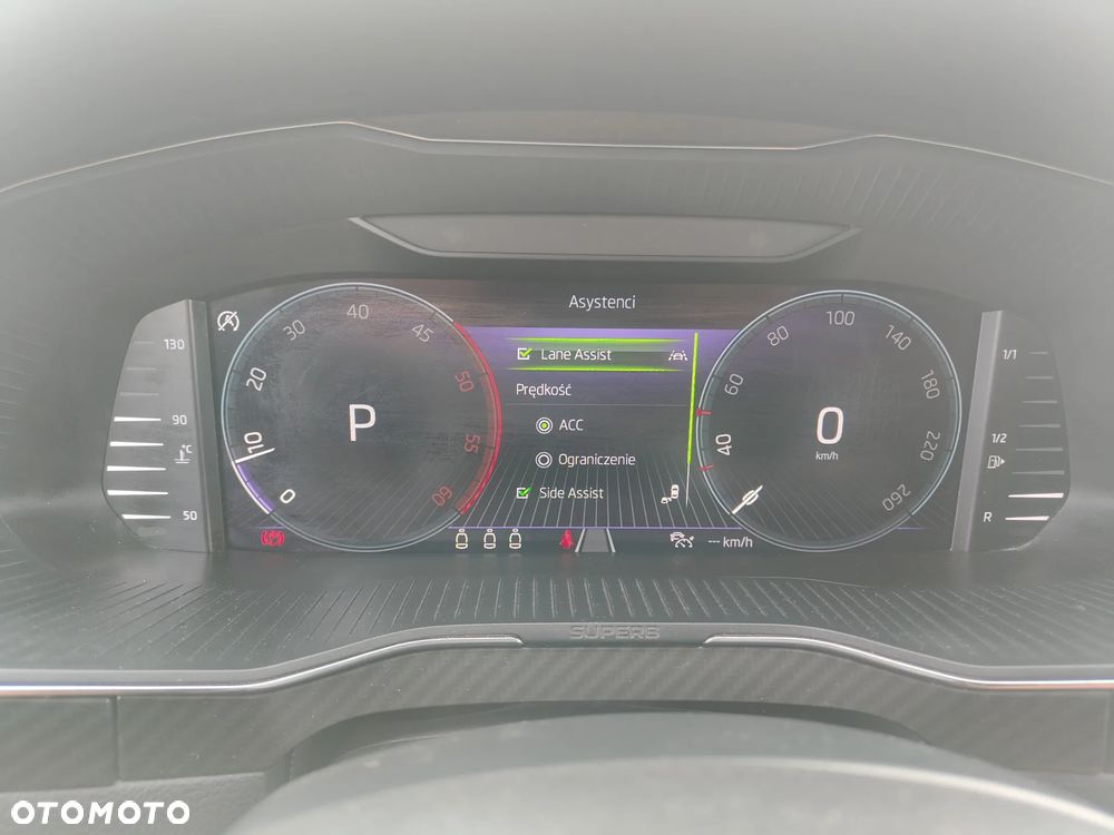 Skoda Superb 2.0 TDI SCR Sportline DSG - 14
