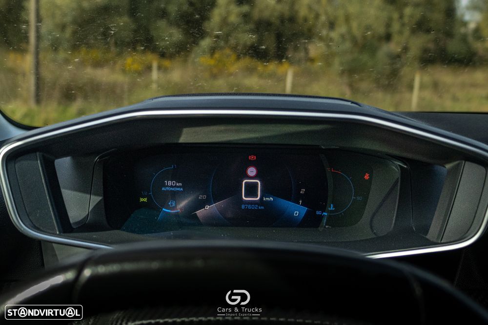 Peugeot 208 BlueHDi 100 Allure Pack - 30