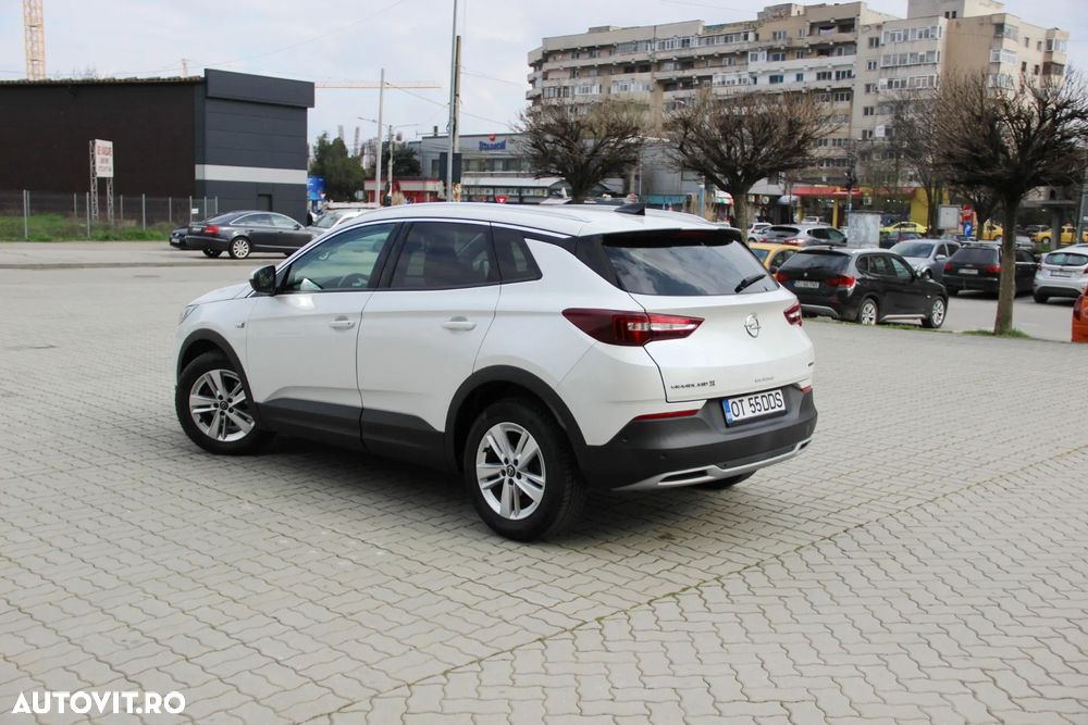 Opel Grandland X 1.2 Turbo START/STOP Elegance - 6