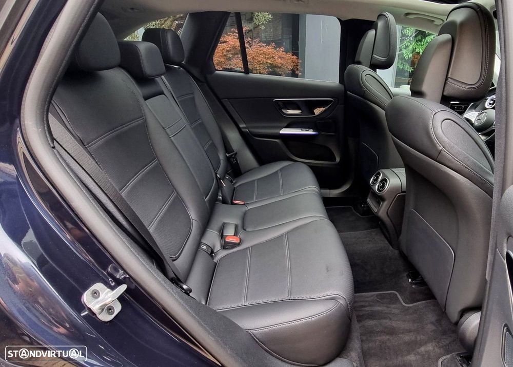 Mercedes-Benz GLC 300 e 4Matic - 25