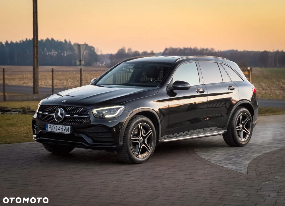 Mercedes-Benz GLC - 1