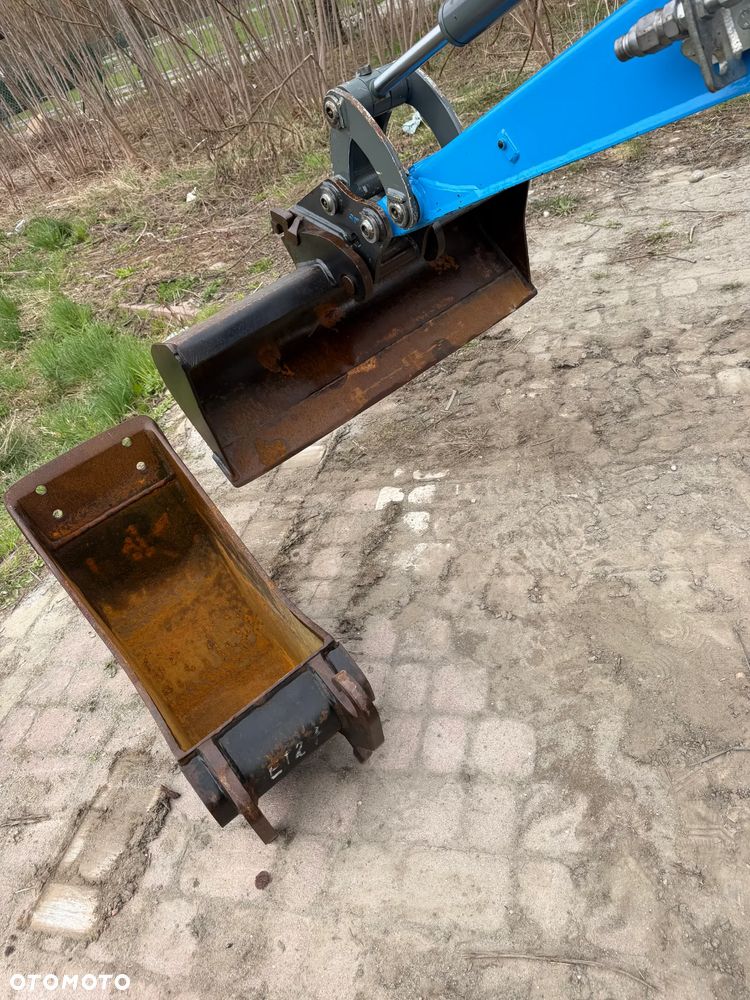 Wacker Neuson ET16 Minikoparka Koparka 2 tony. 793mtg JAK NOWA 2018 rok z Gospodarstwa Norweskiego 793 mtg. IGŁA! Rozsuwane hydraulicznie gąsienice. Dodatkowe sekcje Hydrauliczne. Silnik Yanmar 3 cyl. Aktualna DEKRA BMWT. Po serwisach! Ani deka luzów i wycieków. OKAZJA TANIO. Zadbana maszyna. 2 łyżki. Nie różni się od nówki sztuki z salonu!! Wielka Okazja. Fabryczny lakier na podzespołach! - 25