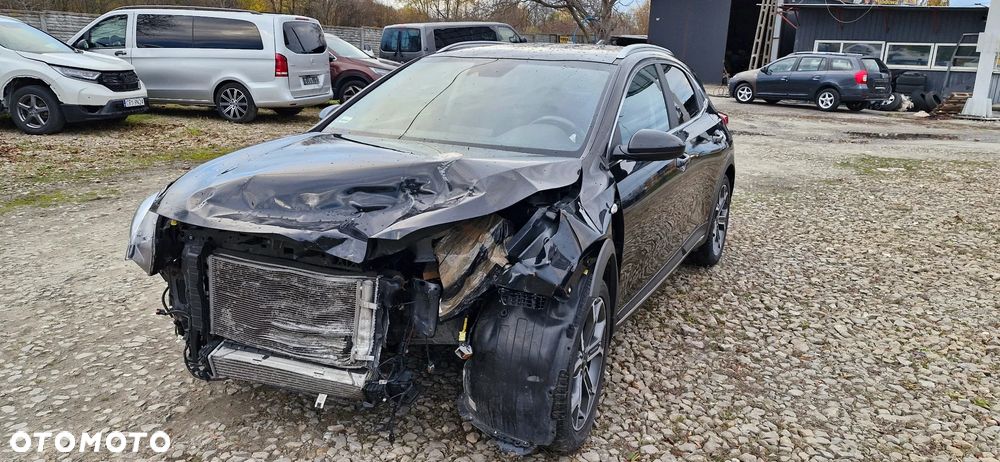 Kia XCeed 1.5 T-GDI Prestige Line - 14