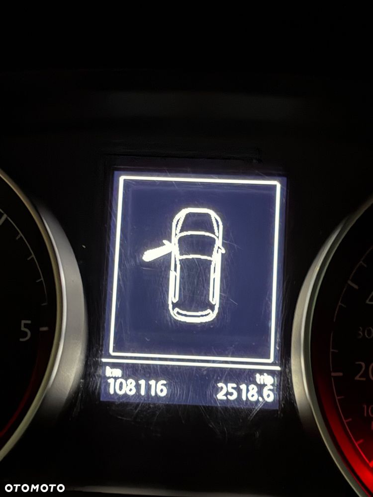 Volkswagen Golf - 21