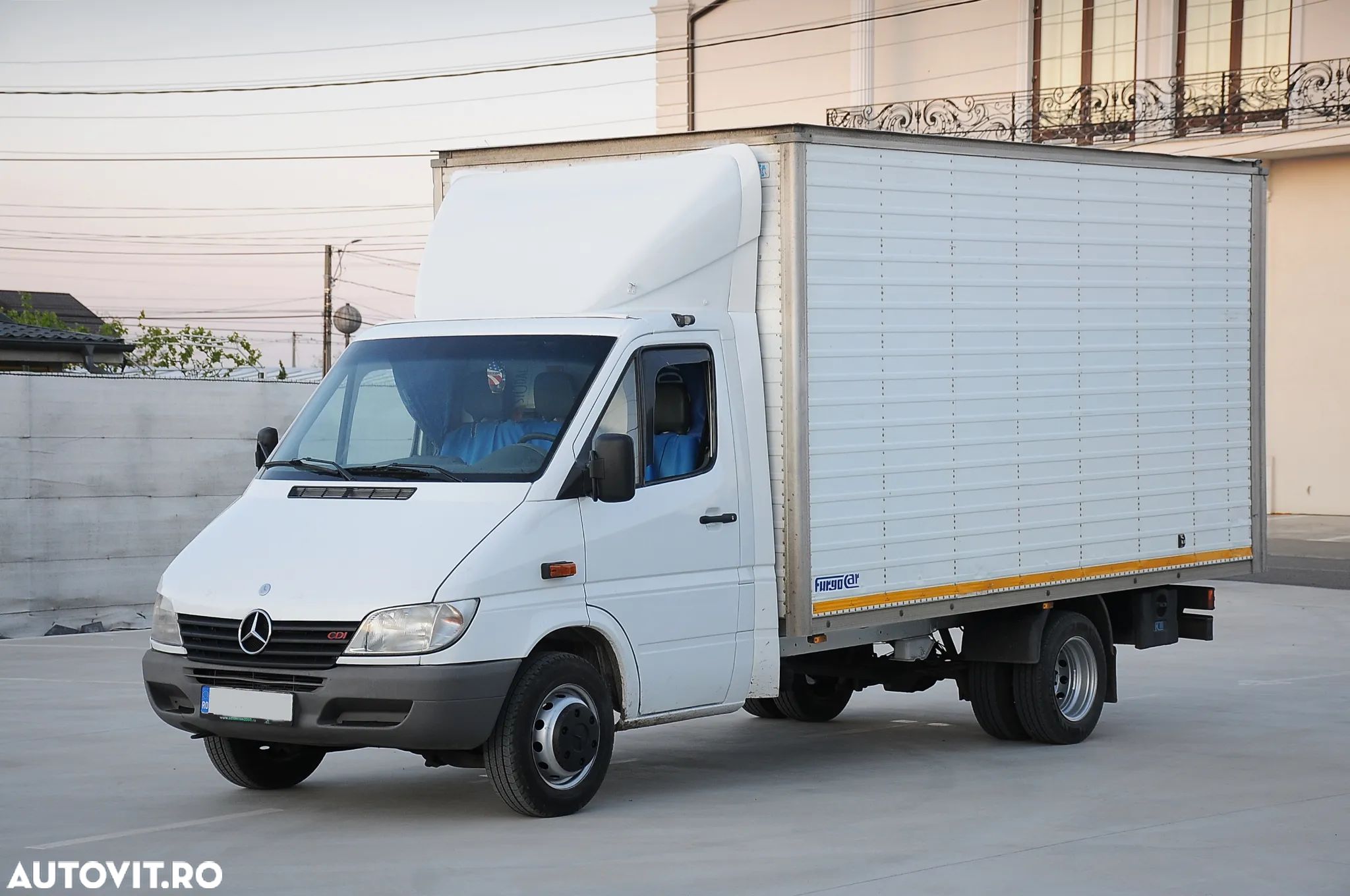 Mercedes-Benz Sprinter - 1
