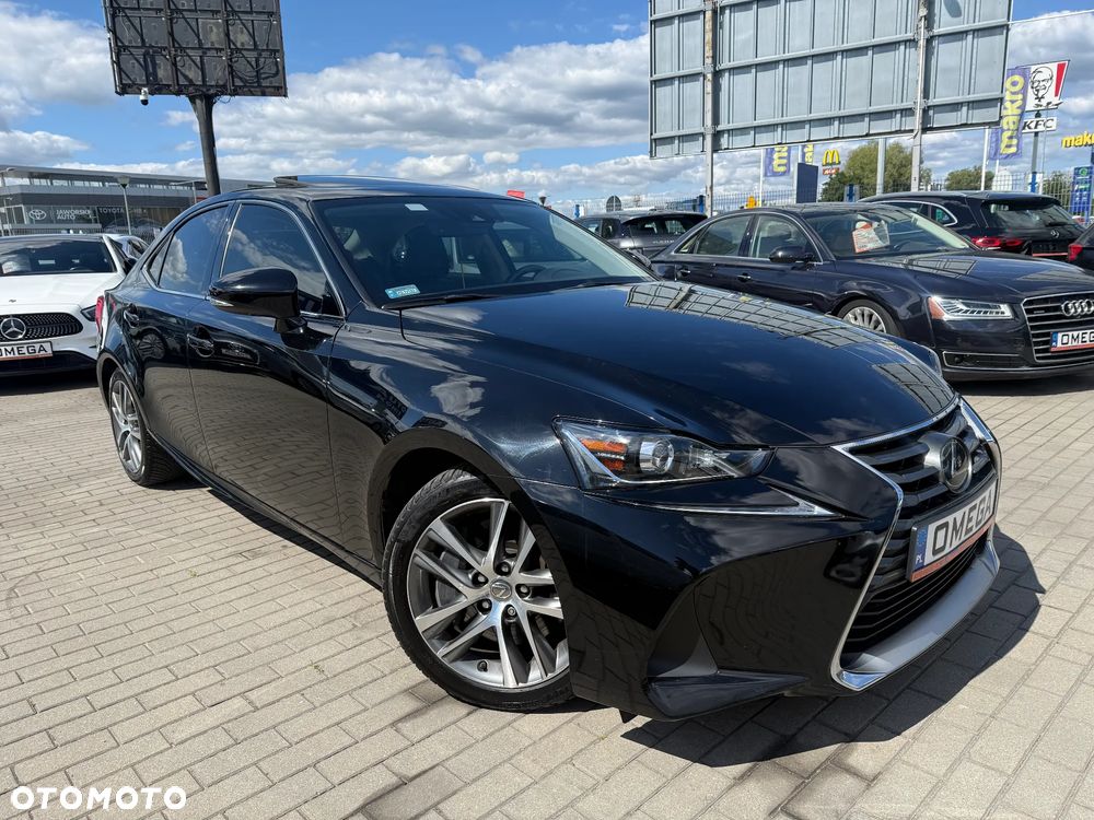 Lexus IS - 3