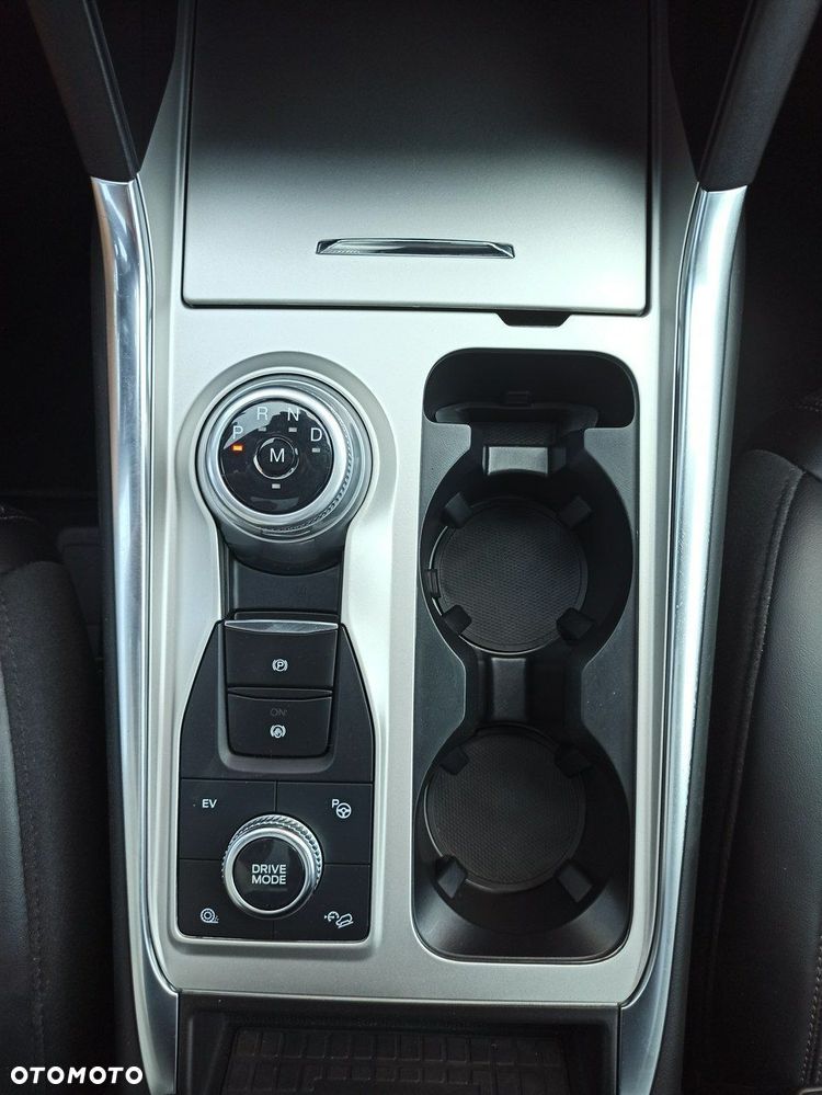 Ford Explorer - 21