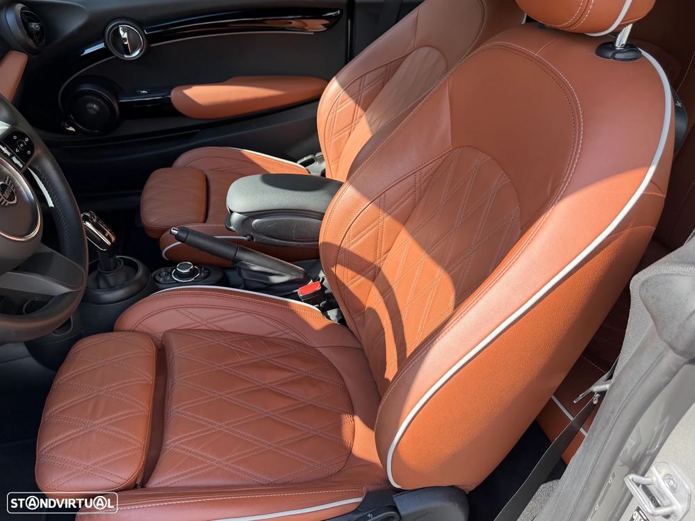 MINI Cabrio Cooper Classic Auto - 11