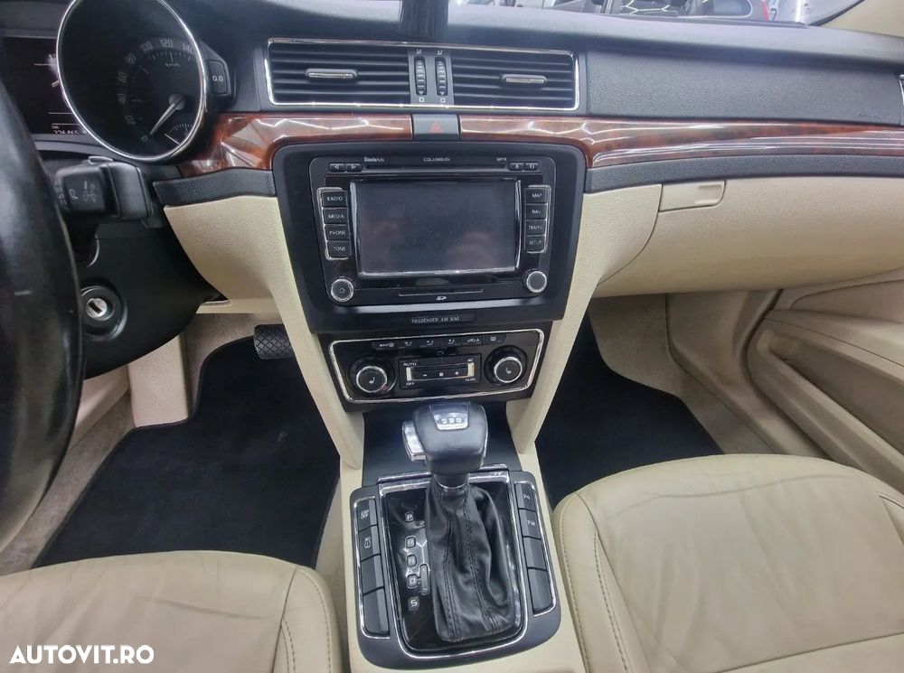 Skoda Superb 2.0 TDI Ambition DSG - 3