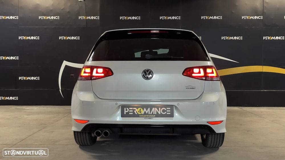 VW Golf 2.0 TDI Highline - 30