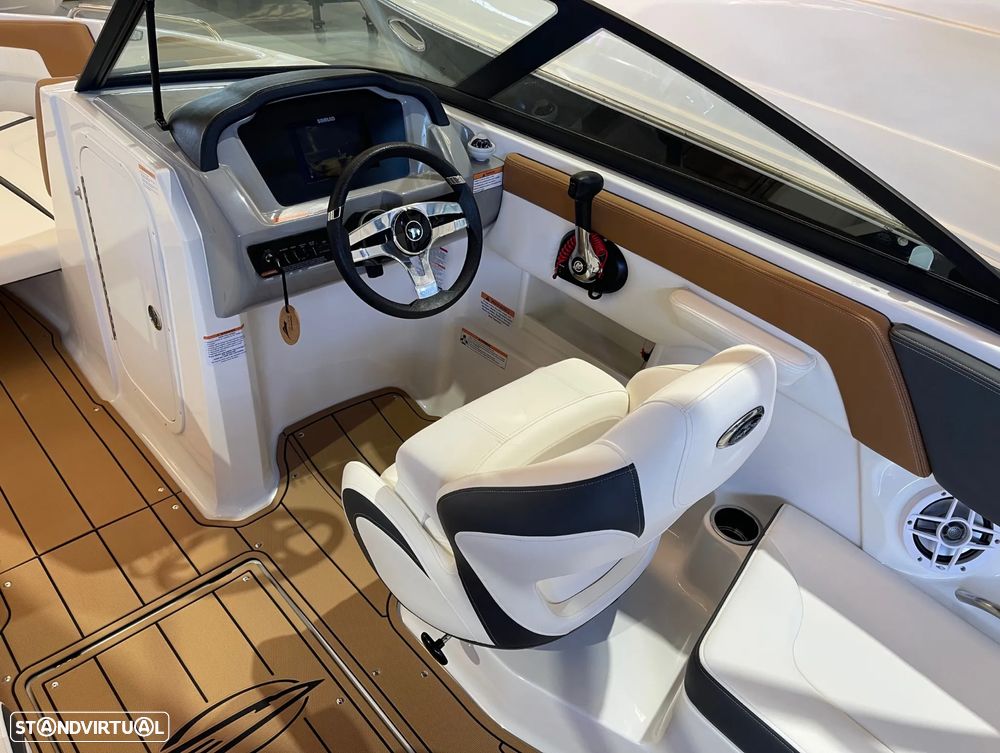 Chaparral 23 SSI - 18