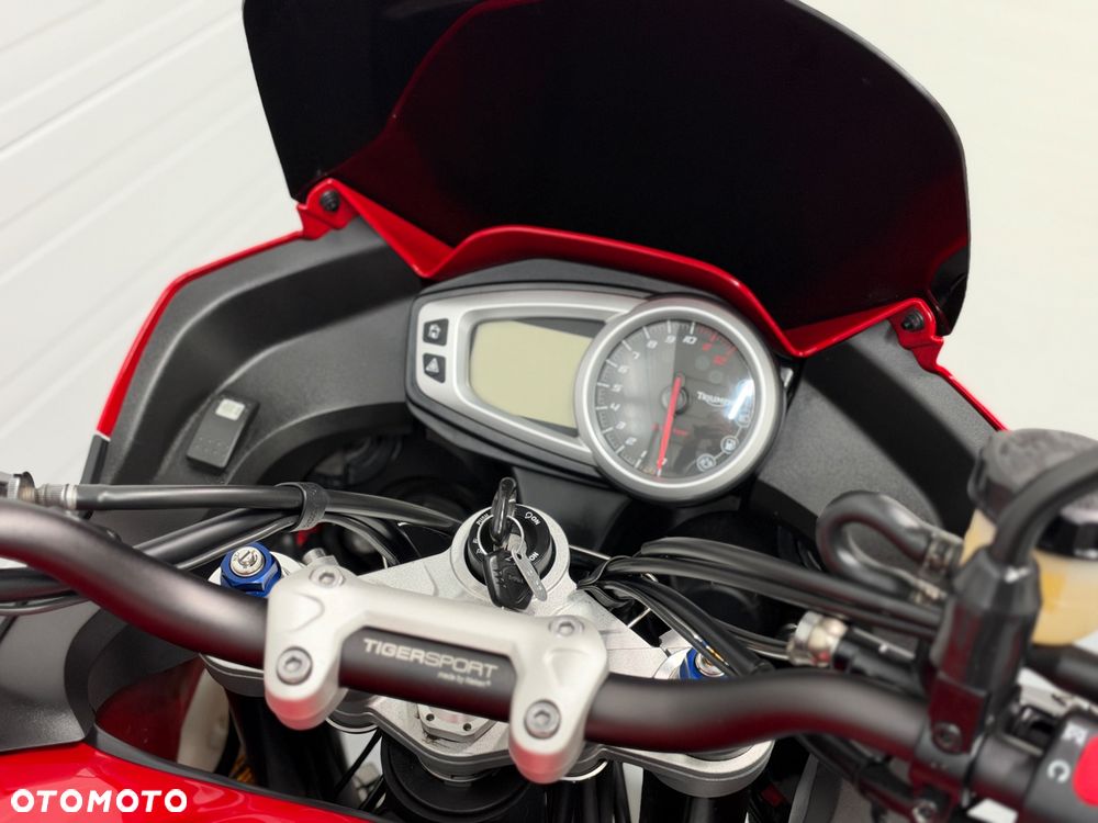 Triumph Tiger - 18