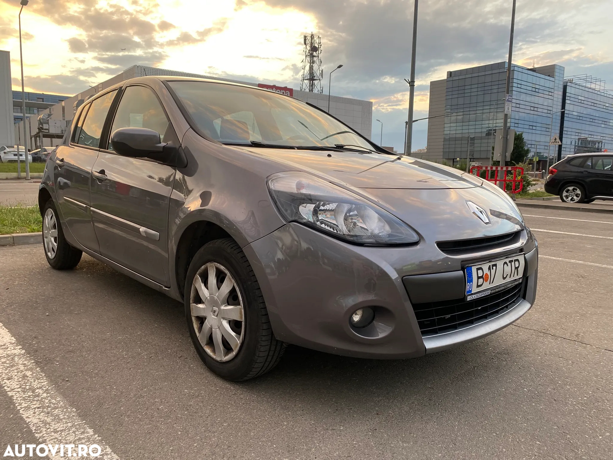 Renault Clio III 1.4 16V Dynamique - 2