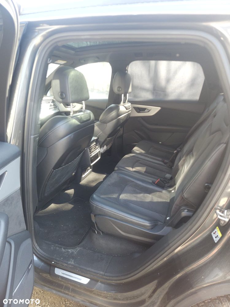 Audi SQ7 4.0 TDI Quattro Tiptronic - 18