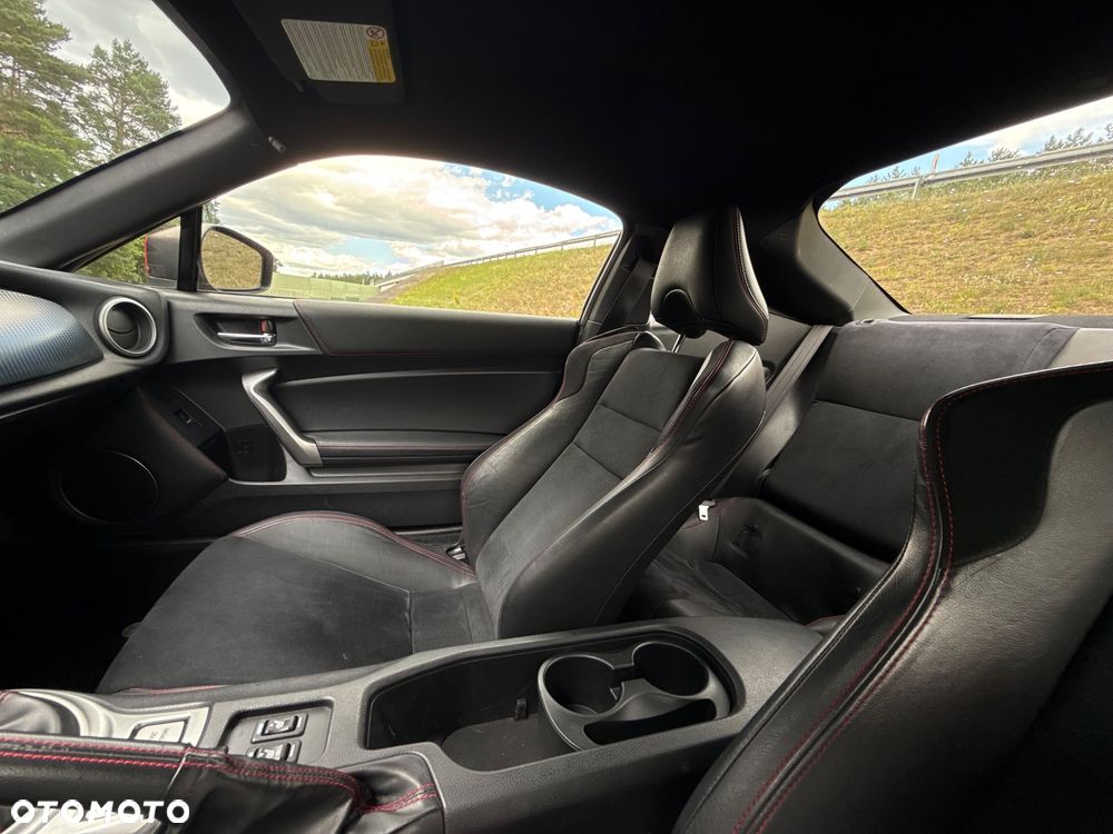 Toyota GT86 2.0 Premium - 23