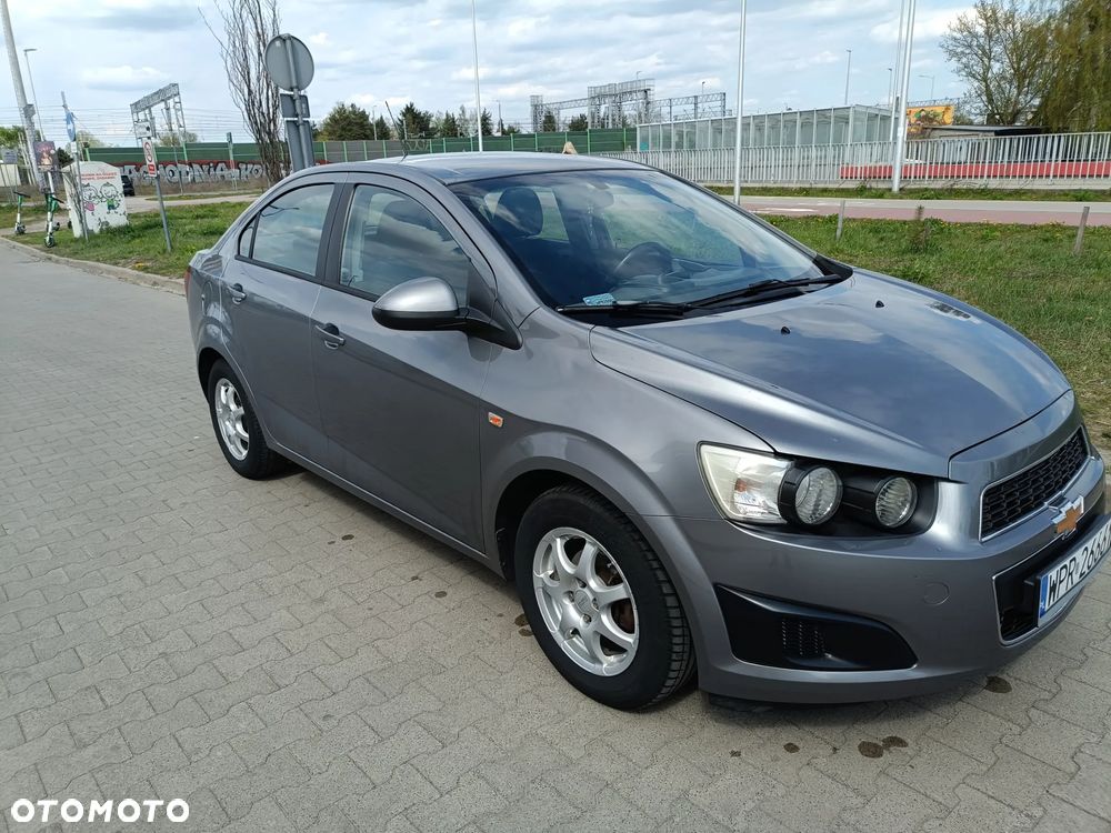 Chevrolet Aveo 1.4 16V LT EU5 - 8