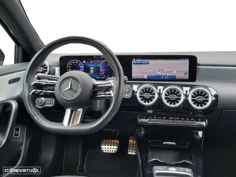 Mercedes-Benz A 180 Limousine d - 12