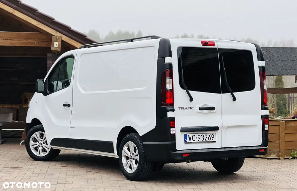 Renault Trafic - 26