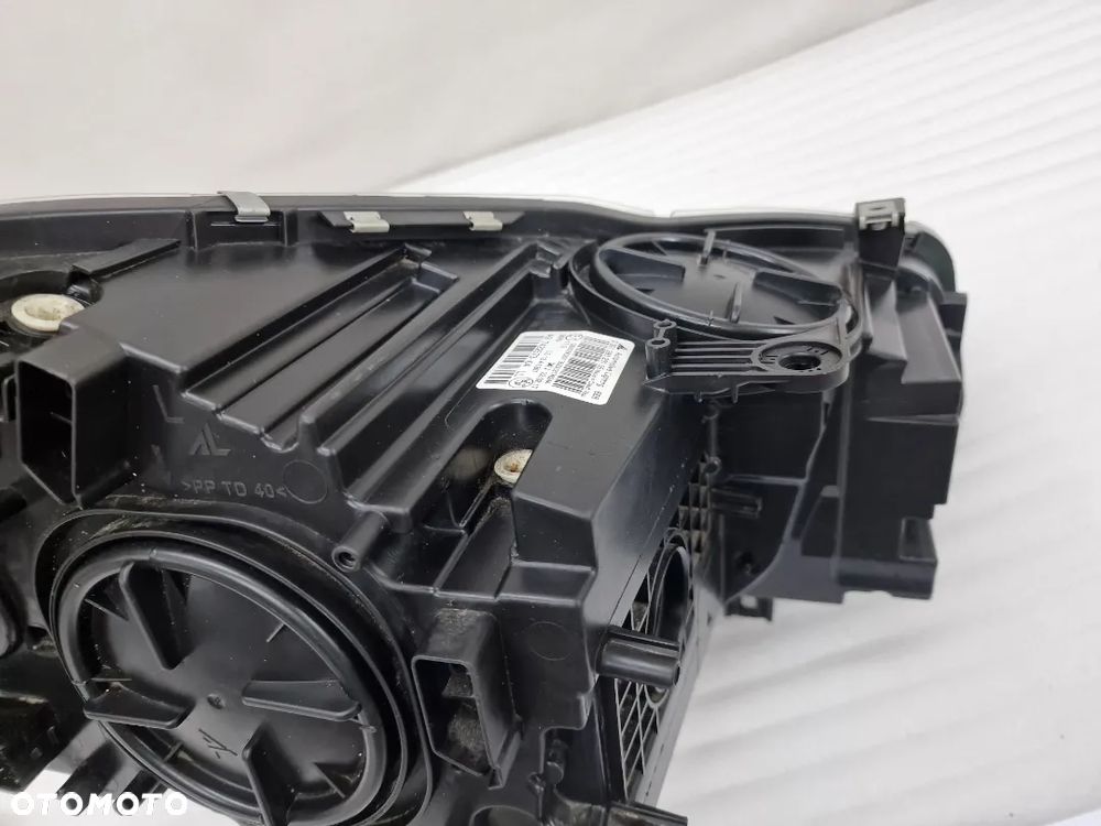 BMW 2 F45 / F46 14- LEWA ZWYKŁA LAMPA PRZEDNIA PRZÓD , NR 0301290201 / 7422573-04 , NR AUKCJI LL562 - 16