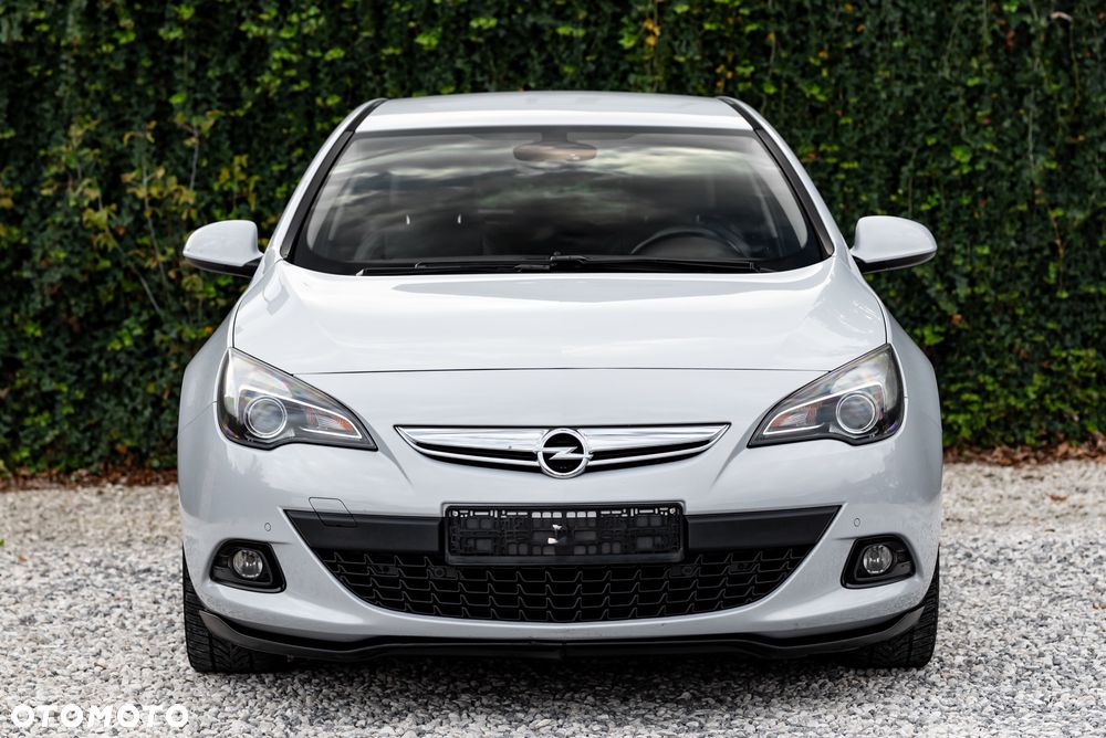 Opel Astra IV GTC 1.6 T Sport - 7