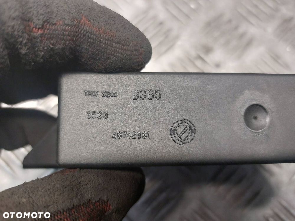 ZESTAW STARTOWY ALFA ROMEO 147 I 1.9 JTD 0281010332 46558752 46558760 - 3