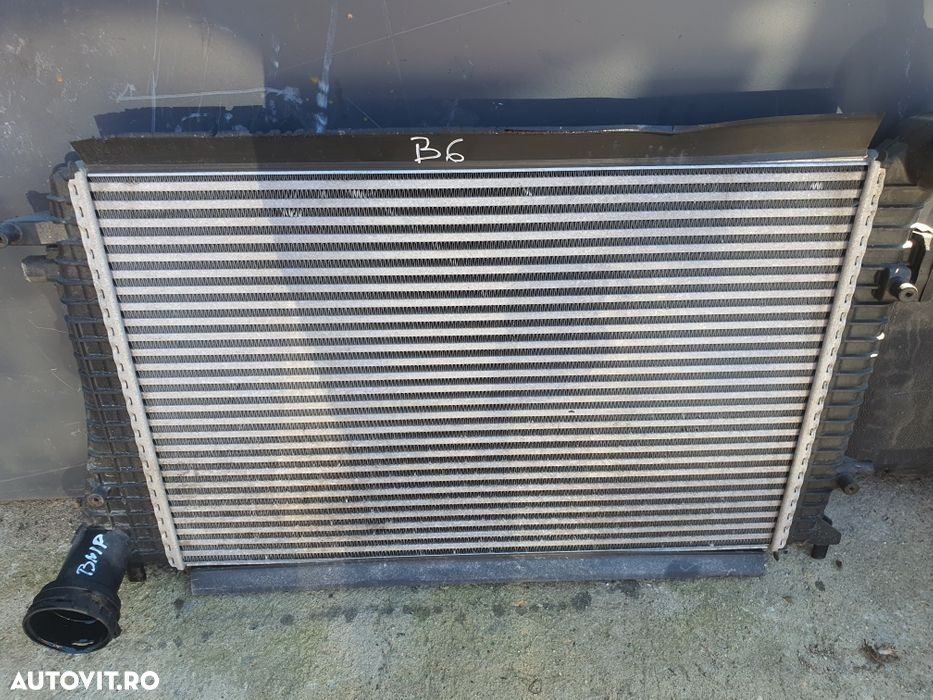 Radiator apa/clima/intercoler vw passat b6 motor 2.0tdi cod motor bmp - 2