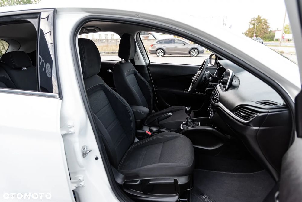 Fiat Tipo 1.4 T-Jet Business Line - 23