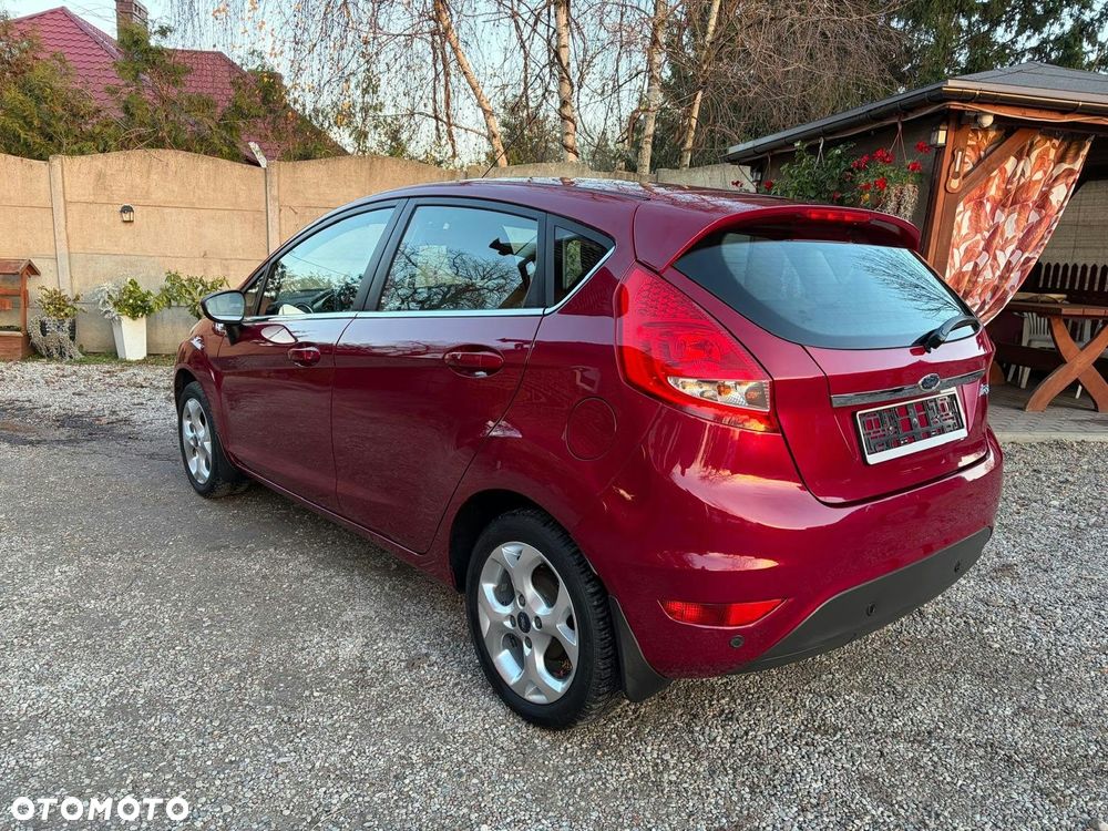 Ford Fiesta 2009 photo 3