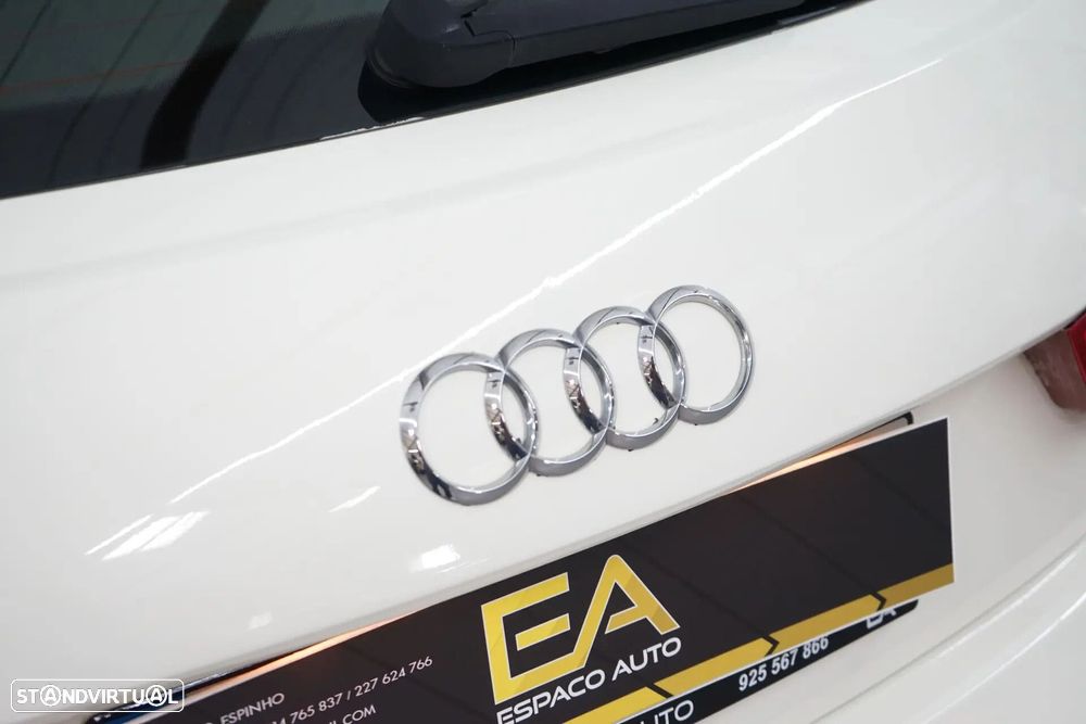 Audi A1 1.6 TDI Ambition - 12