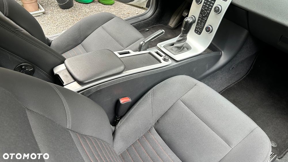 Volvo C30 D2 Edition - 13